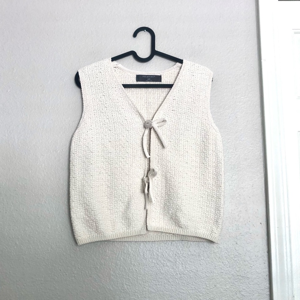 NWOT Primark Cream Knit V-Neck Tie-Front Sweater Vest